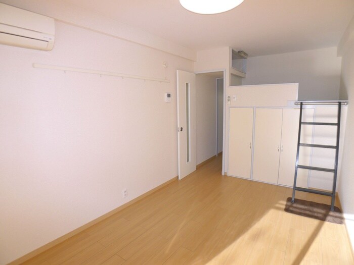 物件内観写真8　(居室)