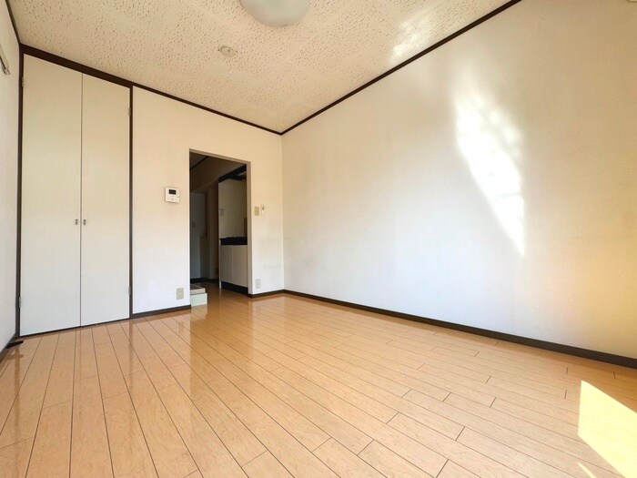 物件内観写真10　(居室)