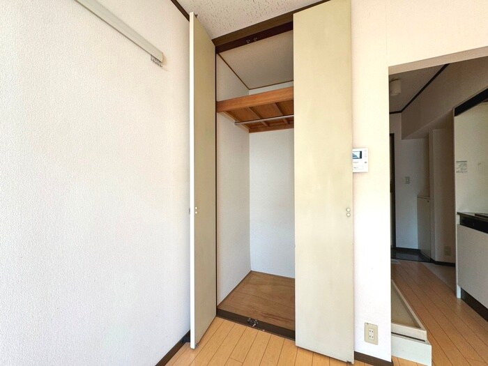 物件内観写真11　(収納)