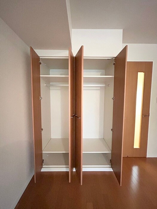 物件内観写真13　(収納)