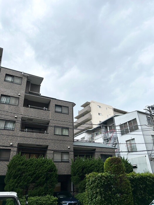 物件内観写真16　(室内からの展望)