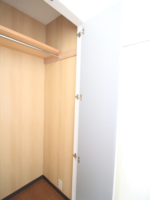 物件内観写真11　(収納)