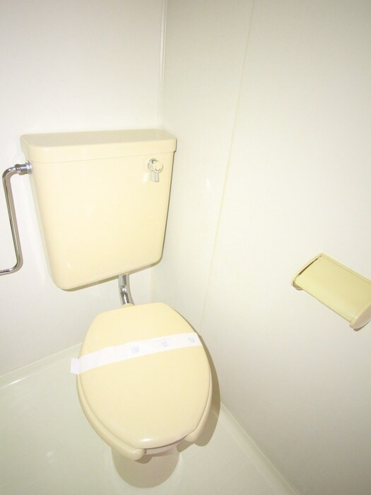 物件内観写真15　(トイレ)