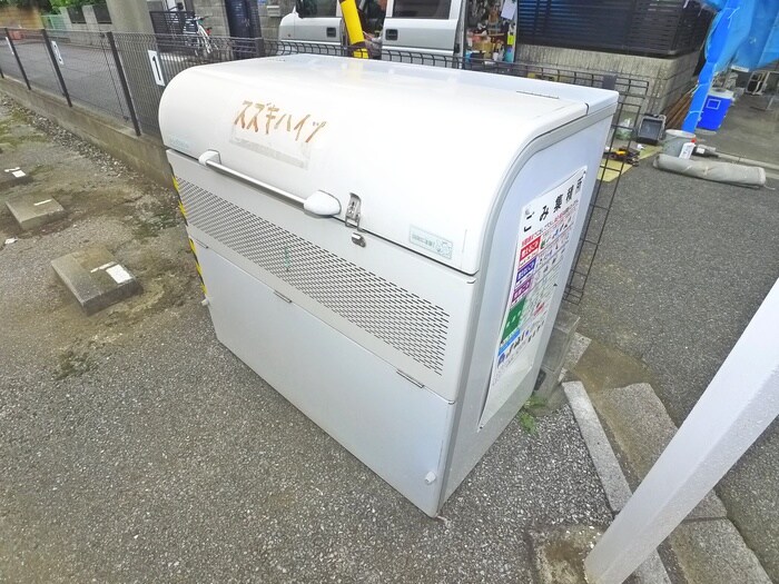 物件外観写真4　(建物設備)