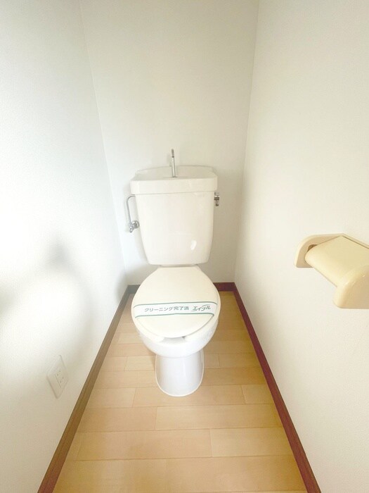 物件内観写真12　(トイレ)