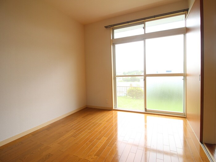 物件内観写真12　(居室)