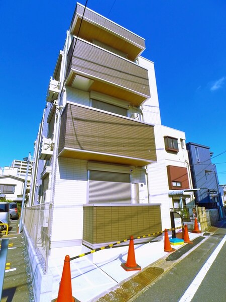 アヴァンス梅田外観写真
