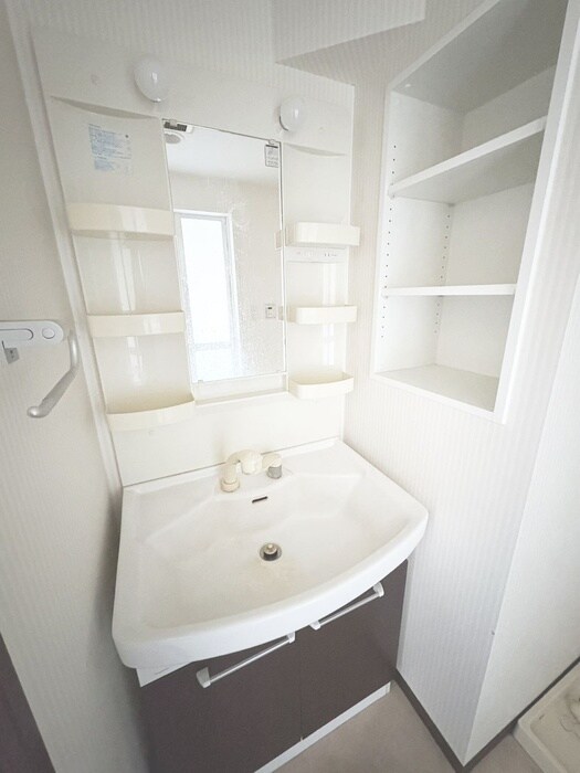 物件内観写真15　(洗面)