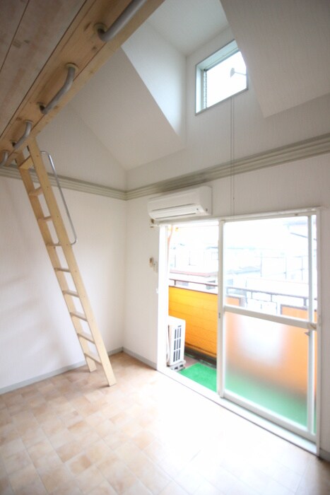 物件内観写真7　(居室)