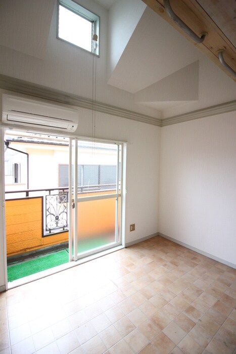 物件内観写真11　(居室)