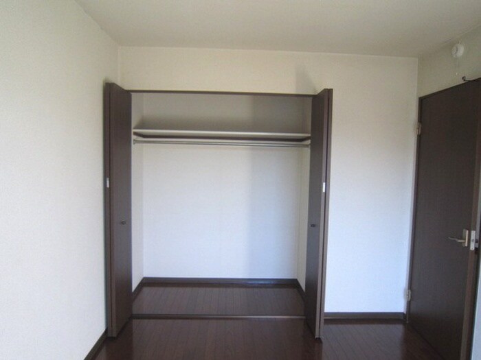 物件内観写真10　(収納)