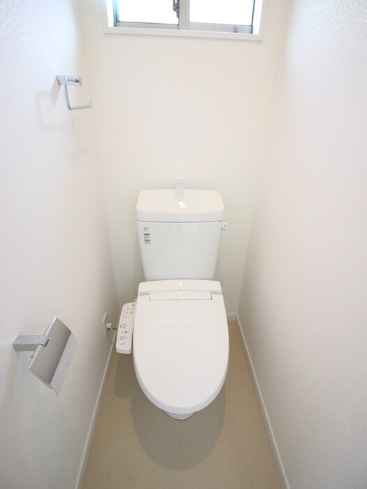 物件内観写真11　(トイレ)