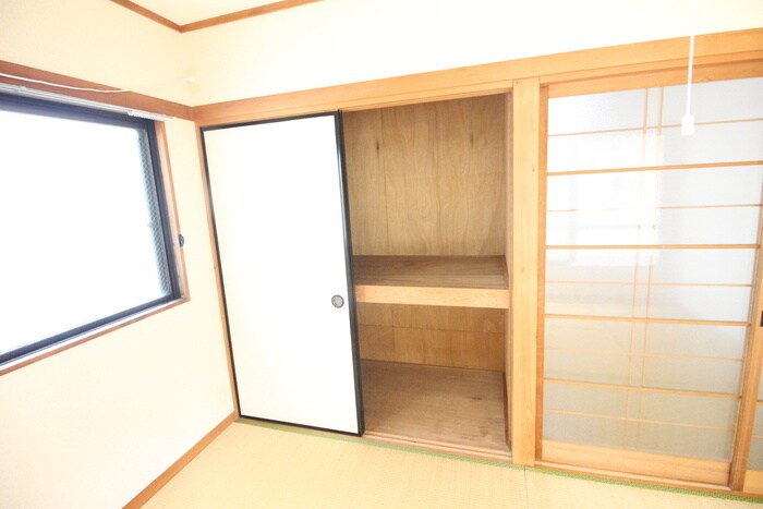 物件内観写真11　(収納)