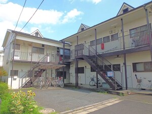 ハピネスオザキ(西棟)外観写真