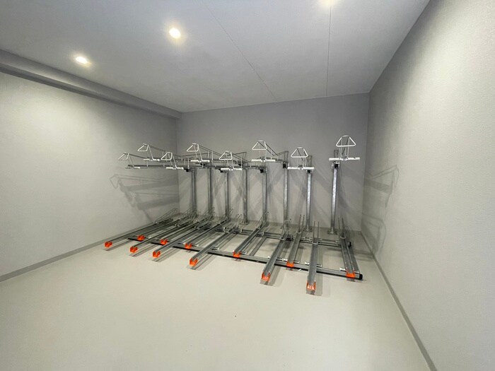 物件外観写真3　(駐輪場)