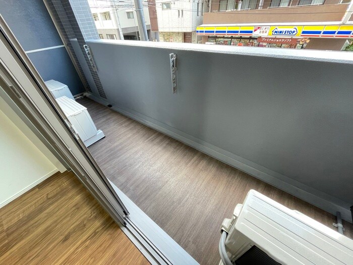 物件内観写真17　(ベランダ・バルコニー)