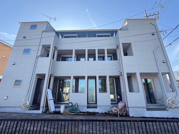 物件外観写真2　(外観写真)