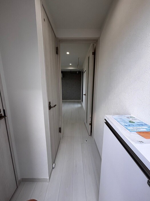 物件内観写真13　(廊下)