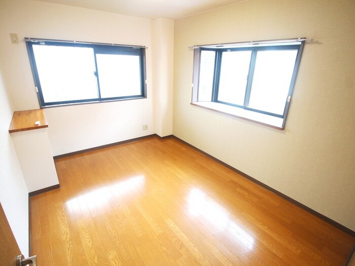 物件内観写真10　(居室)