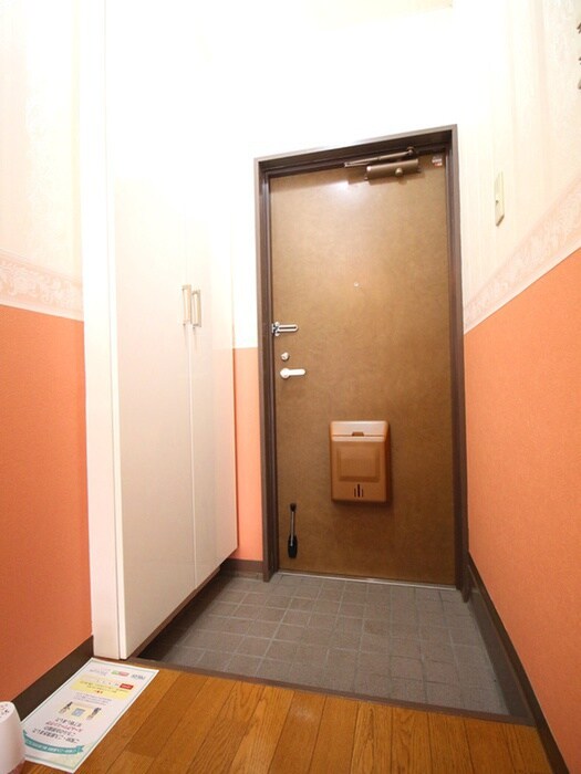 物件内観写真15　(玄関)