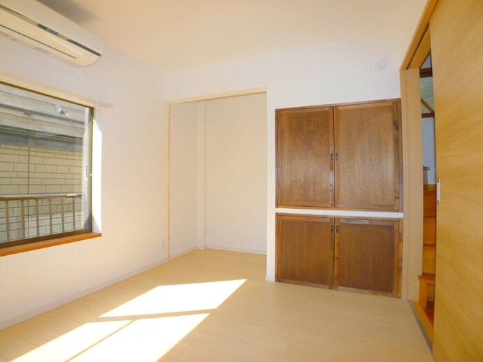 物件内観写真11　(居室)