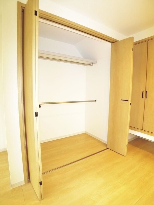 物件内観写真11　(収納)