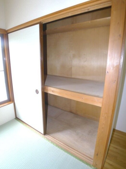物件内観写真6　(収納)