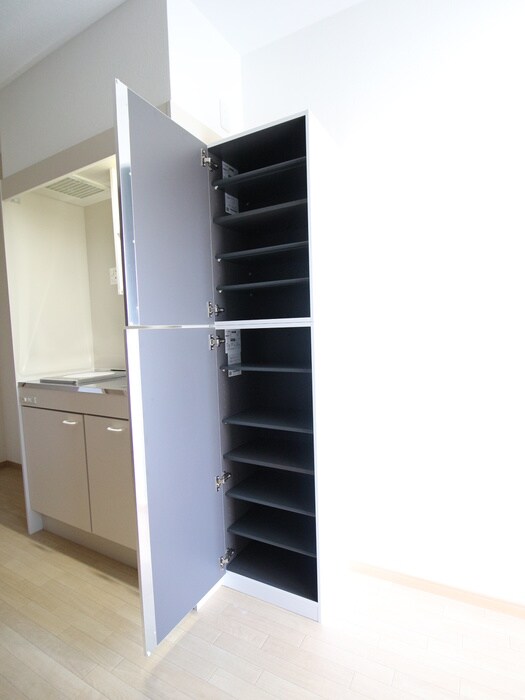 物件内観写真13　(靴箱)