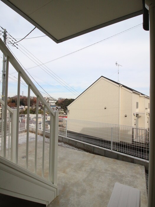 物件内観写真22　(室内からの展望)