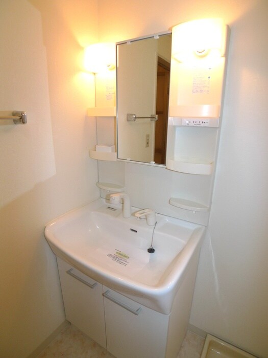 物件内観写真5　(洗面)