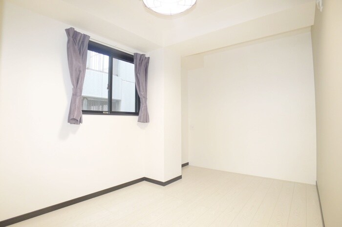 物件内観写真13　(居室)