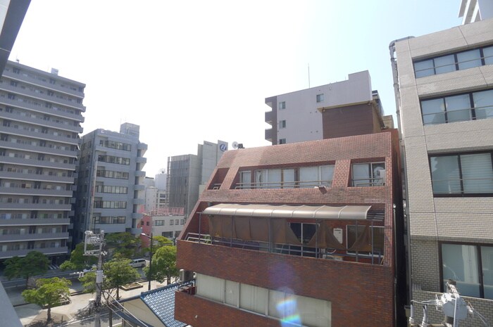 物件内観写真22　(室内からの展望)