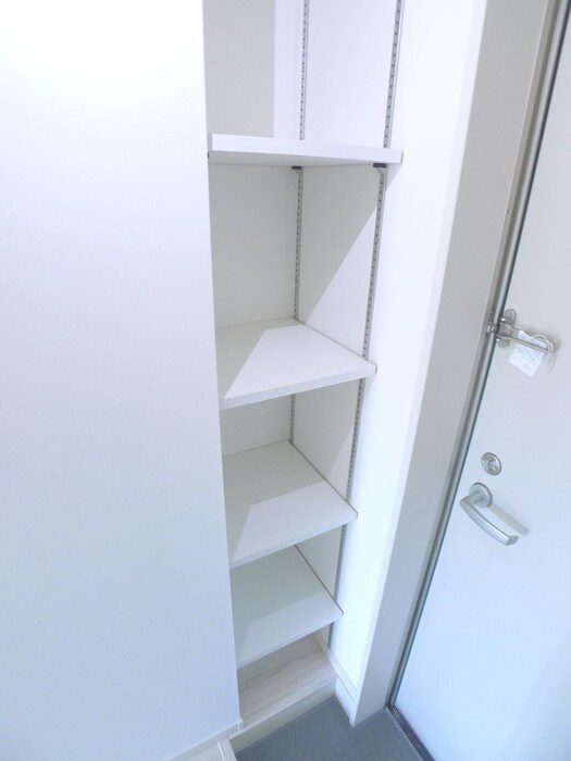 物件内観写真17　(靴箱)