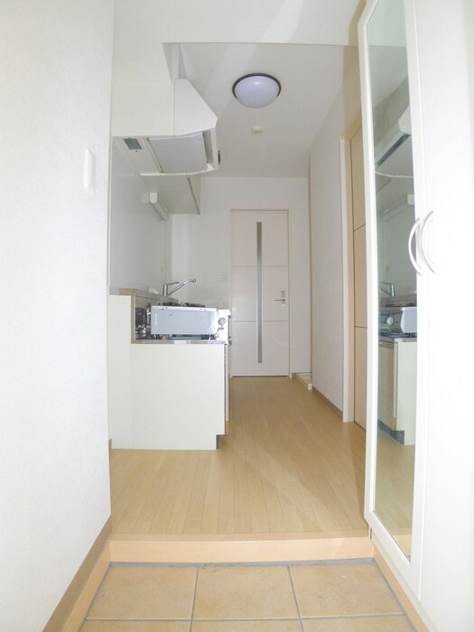 物件内観写真17　(玄関)