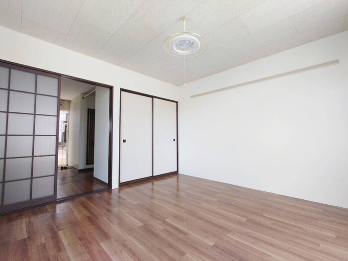 物件内観写真7　(居室)