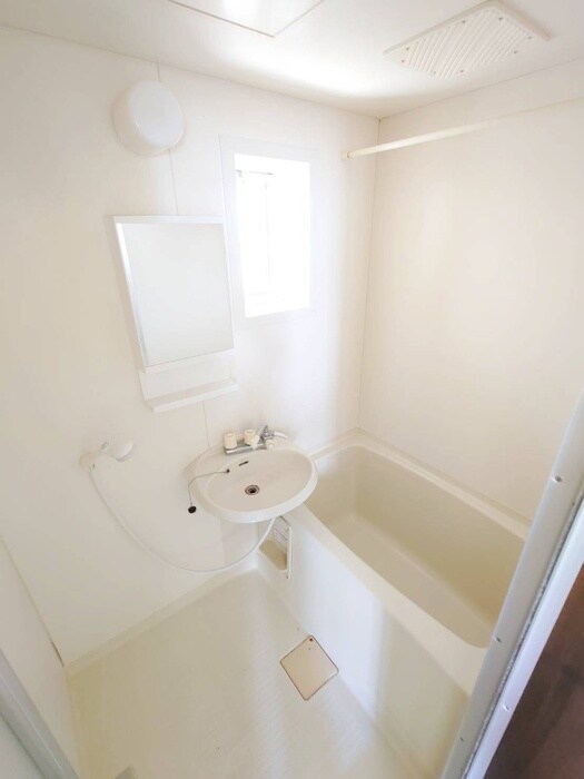 物件内観写真10　(バス／シャワールーム等)