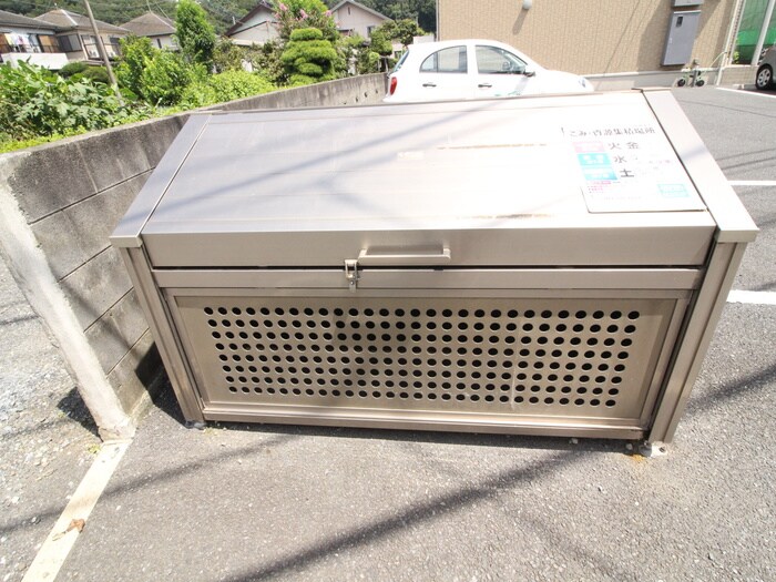 物件外観写真6　(建物設備)