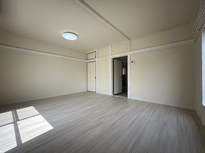 物件内観写真10　(居室)