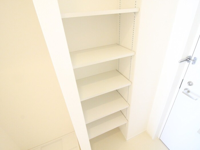 物件内観写真19　(靴箱)