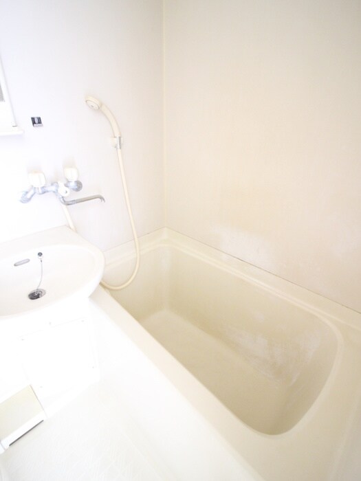 物件内観写真12　(バス／シャワールーム等)