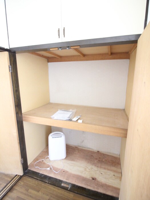 物件内観写真16　(収納)