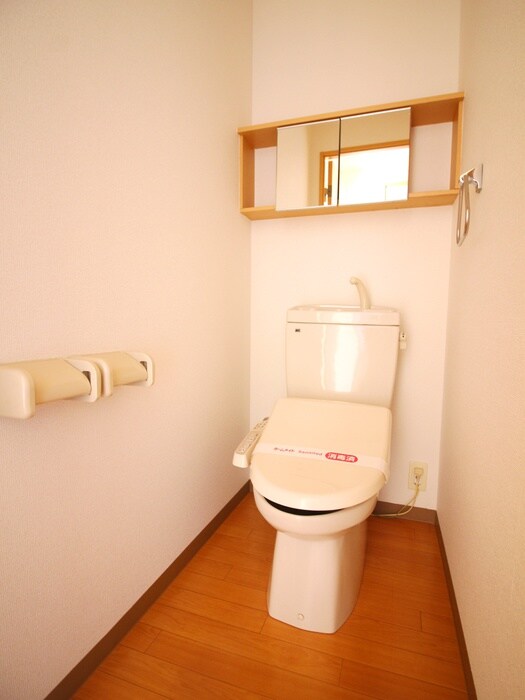 物件内観写真12　(トイレ)