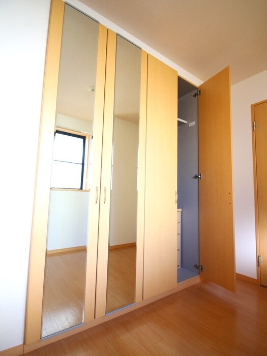 物件内観写真13　(収納)