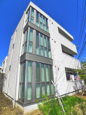 FIRST SCENE Ⅰ番館外観写真