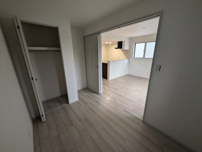 物件内観写真8　(居室)