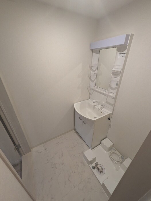 物件内観写真18　(洗濯機置場)