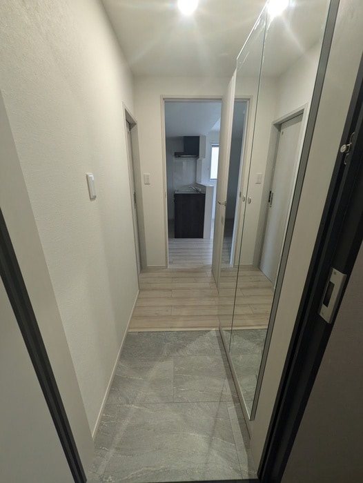 物件内観写真20　(玄関)