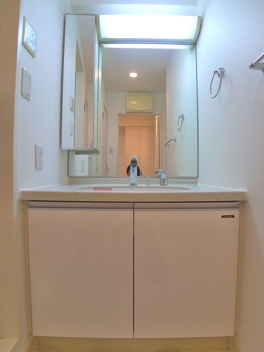 物件内観写真14　(洗面)