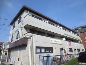 ヒルズオカモト外観写真
