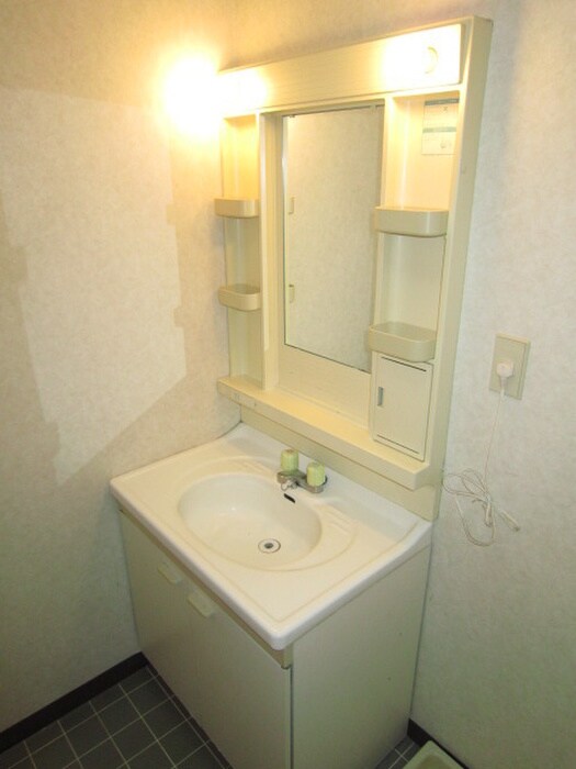 物件内観写真13　(洗面)